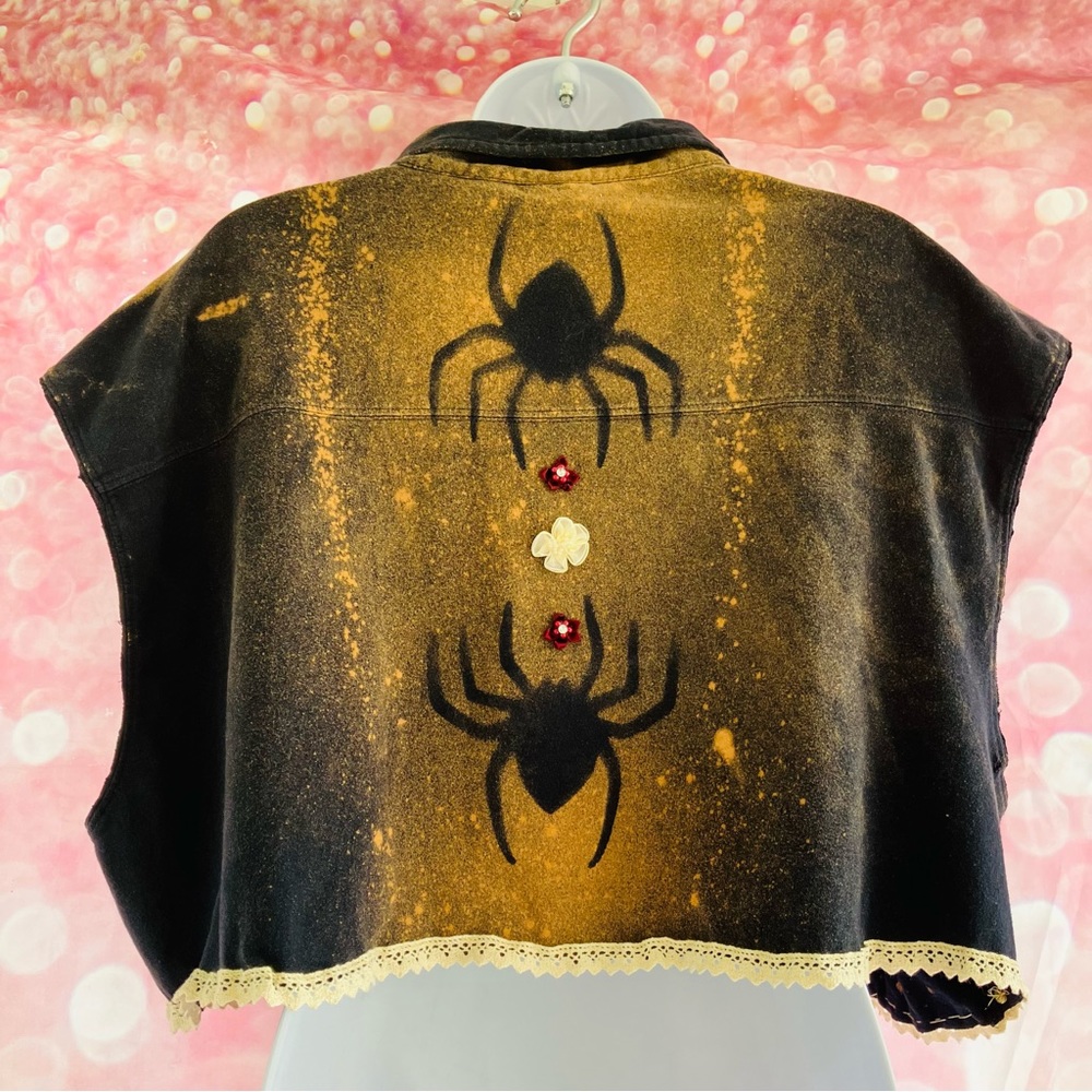 🕷️🕸️🕷️Gothic Bohemian Spider Top🕷️ - Picture 14 of 16
